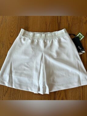 NWT $165 A. PUTNAM Rita A-Line Front Pleat Skort Women's Sz M White Cream Golf